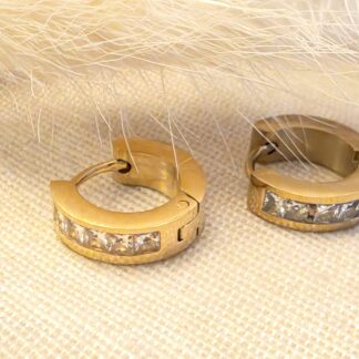 Edelstahl Creolen Damen 18K vergoldet – Elegante Zirkonia-Klappcreolen "Sira"